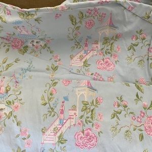 Pottery barn duvet twin